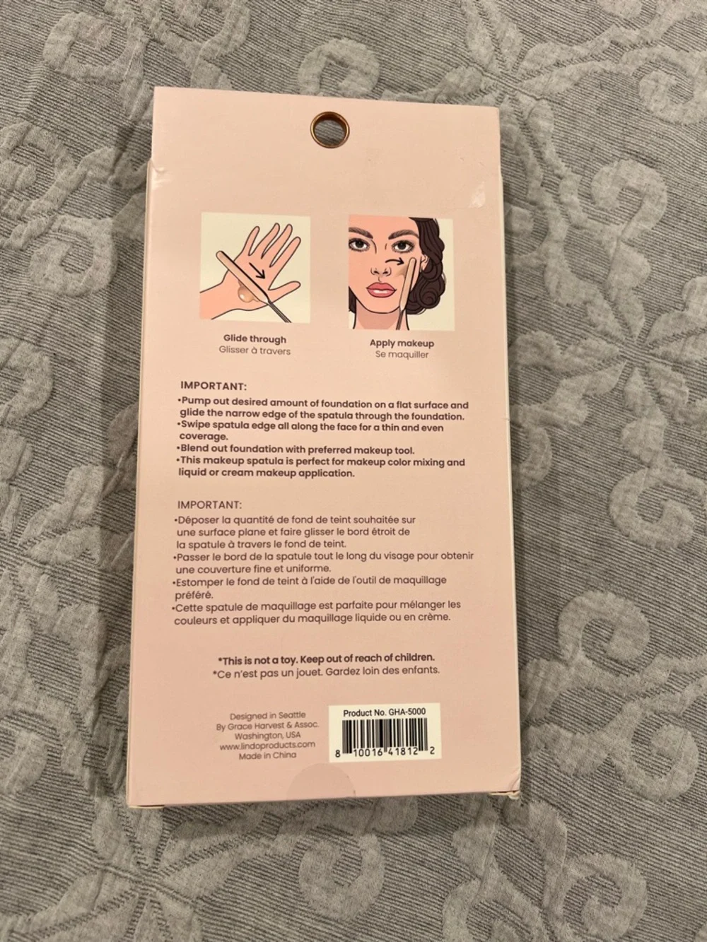 Flawless Application Set - Beige & Light Blue Makeup Puffs with Spatula